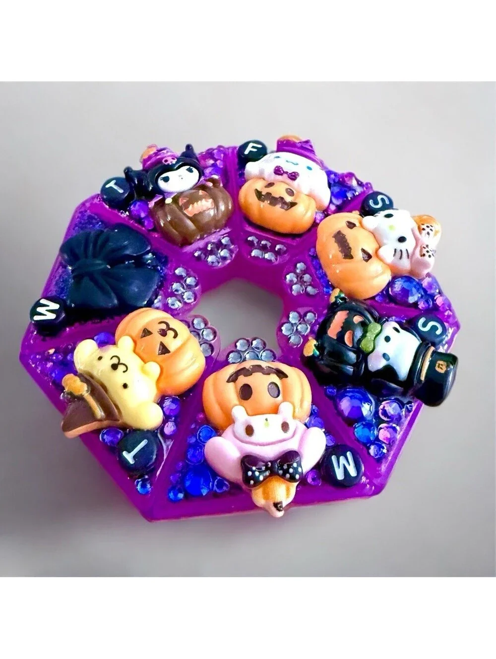 Handmade Pill Case Halloween Hello Kitty Weekly Box Organizer My Melody Pochacco
